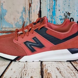 New Balance Men's Athletic Shoes in Coral and Black